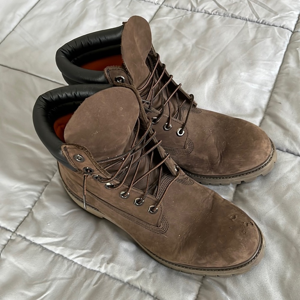 Men’s Timberland boots, dark brown size 10
